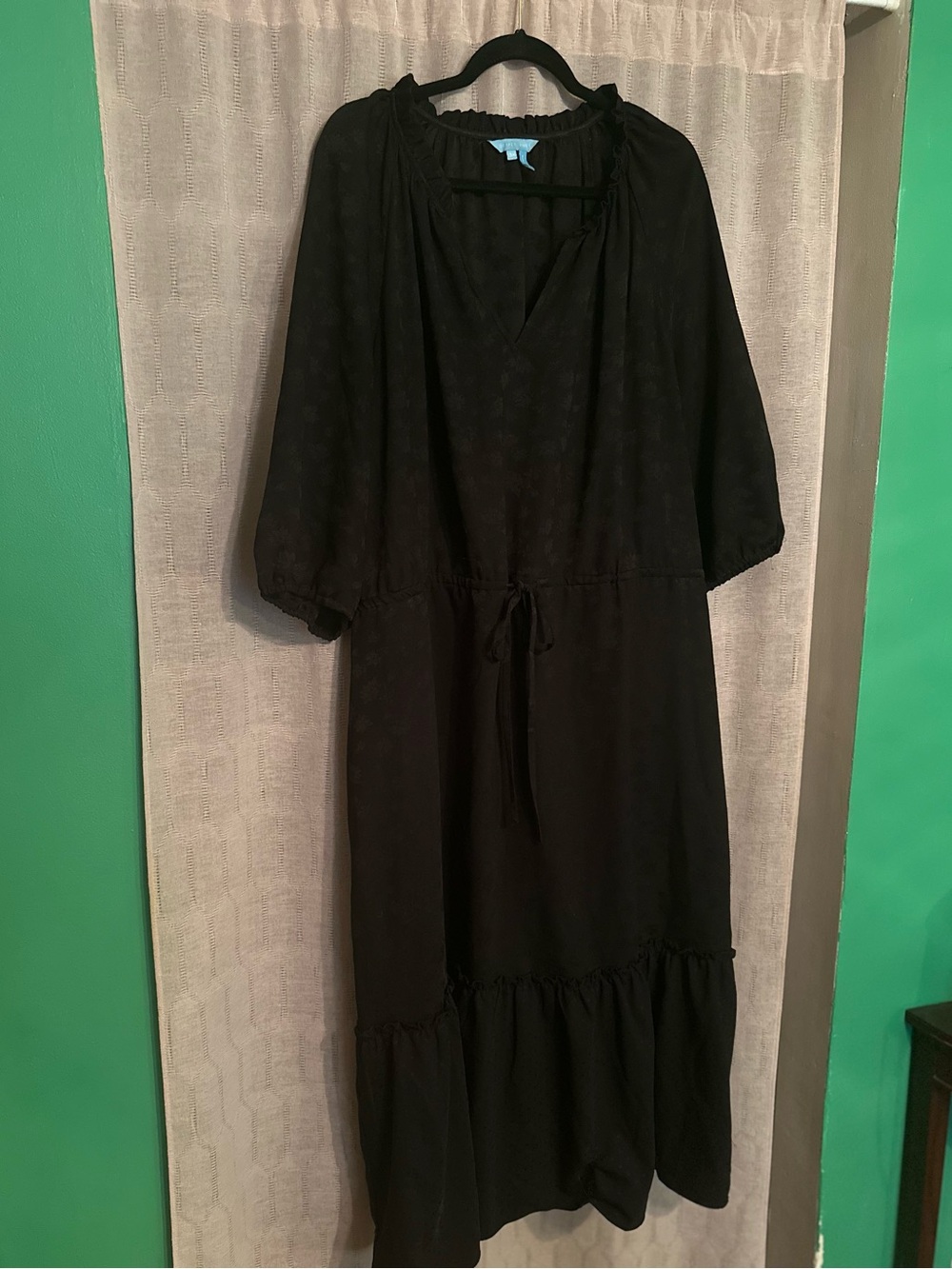 Draper James Black V-Neck Tie-Waist Maxi Dress